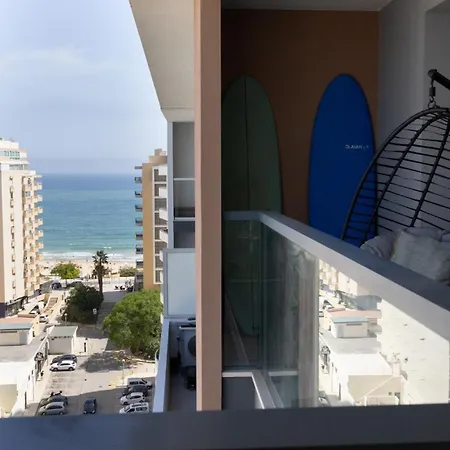 The Surf - Rocha Tower ポルティマン